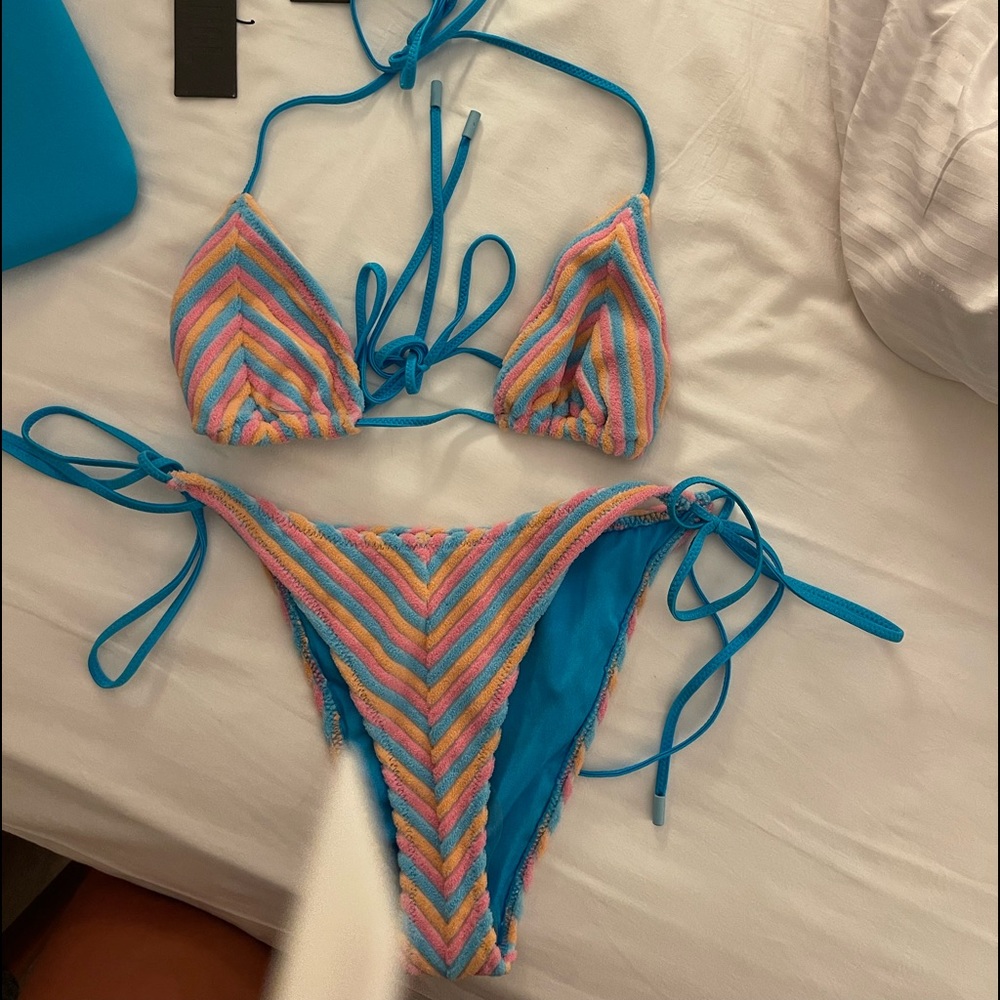 TRIANGL BATHING SUIT